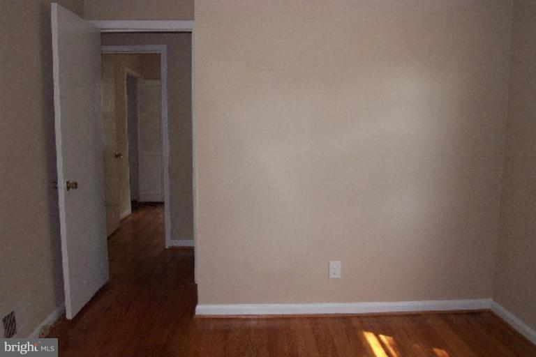 6113 Cipriano Road Lanham, MD 20706 - Photo 5 of 13 Bedroom #2