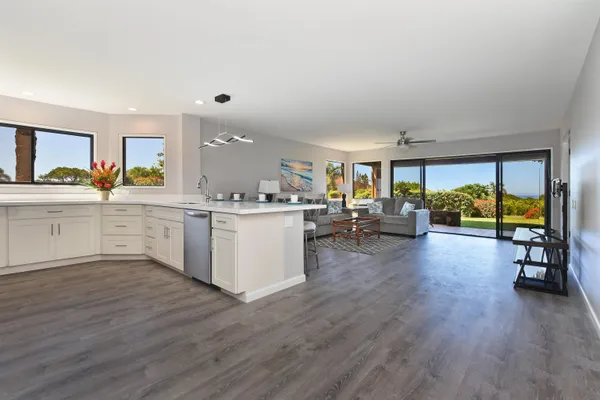 $1,398,000 | 50 Puu Anoano Street, Unit 4207, Lahaina, HI 96761