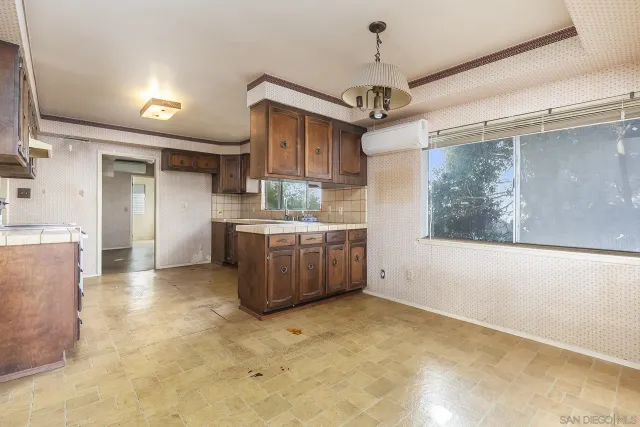 $2,500,000 | 350 San Elijo Street, San Diego, CA 92106