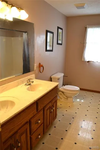 $270,000 | 140 Sawmill Road, St. Robert, MO 65584