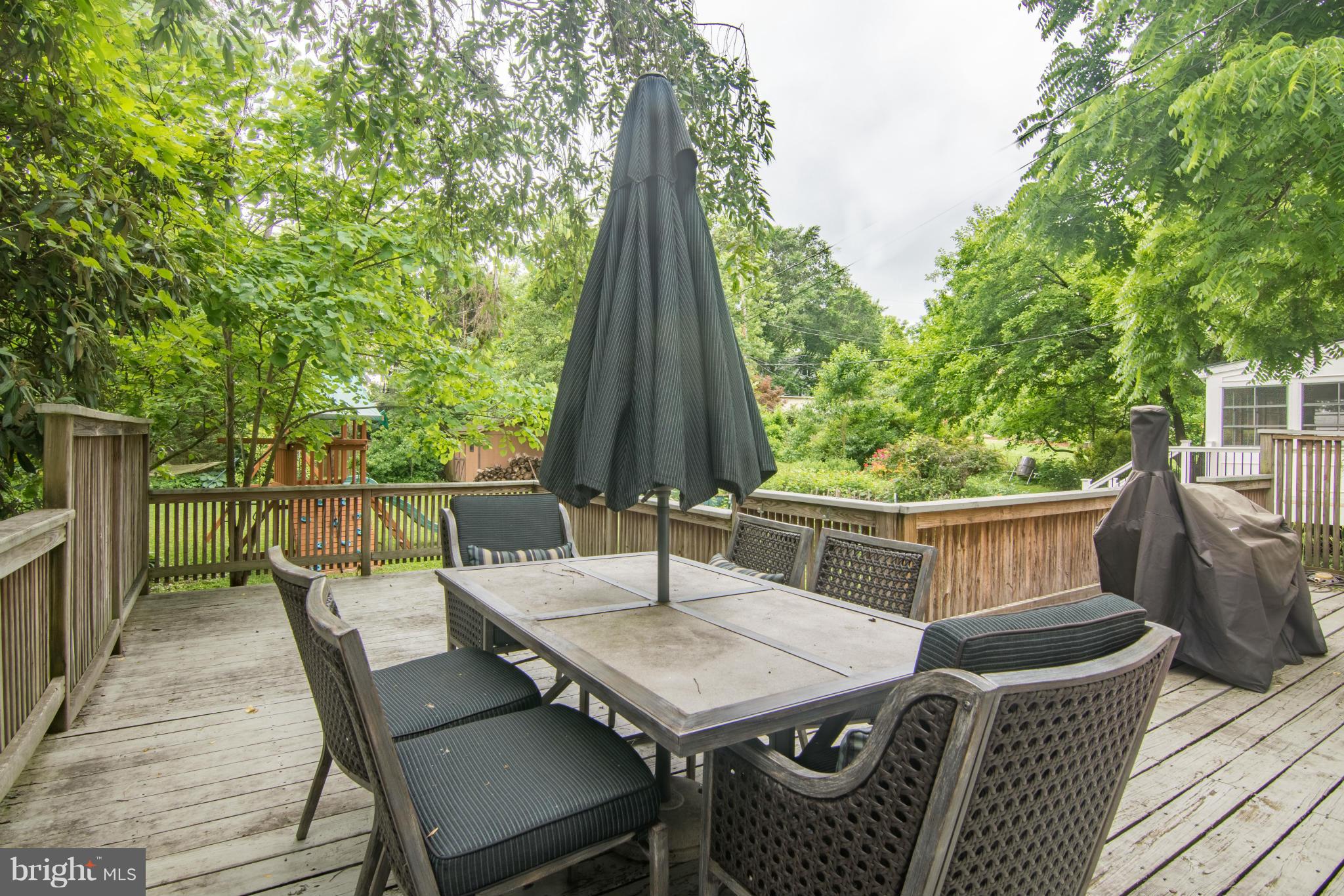 611 Cedarcroft Road Baltimore, MD 21212 - Photo 22 of 26 Deck