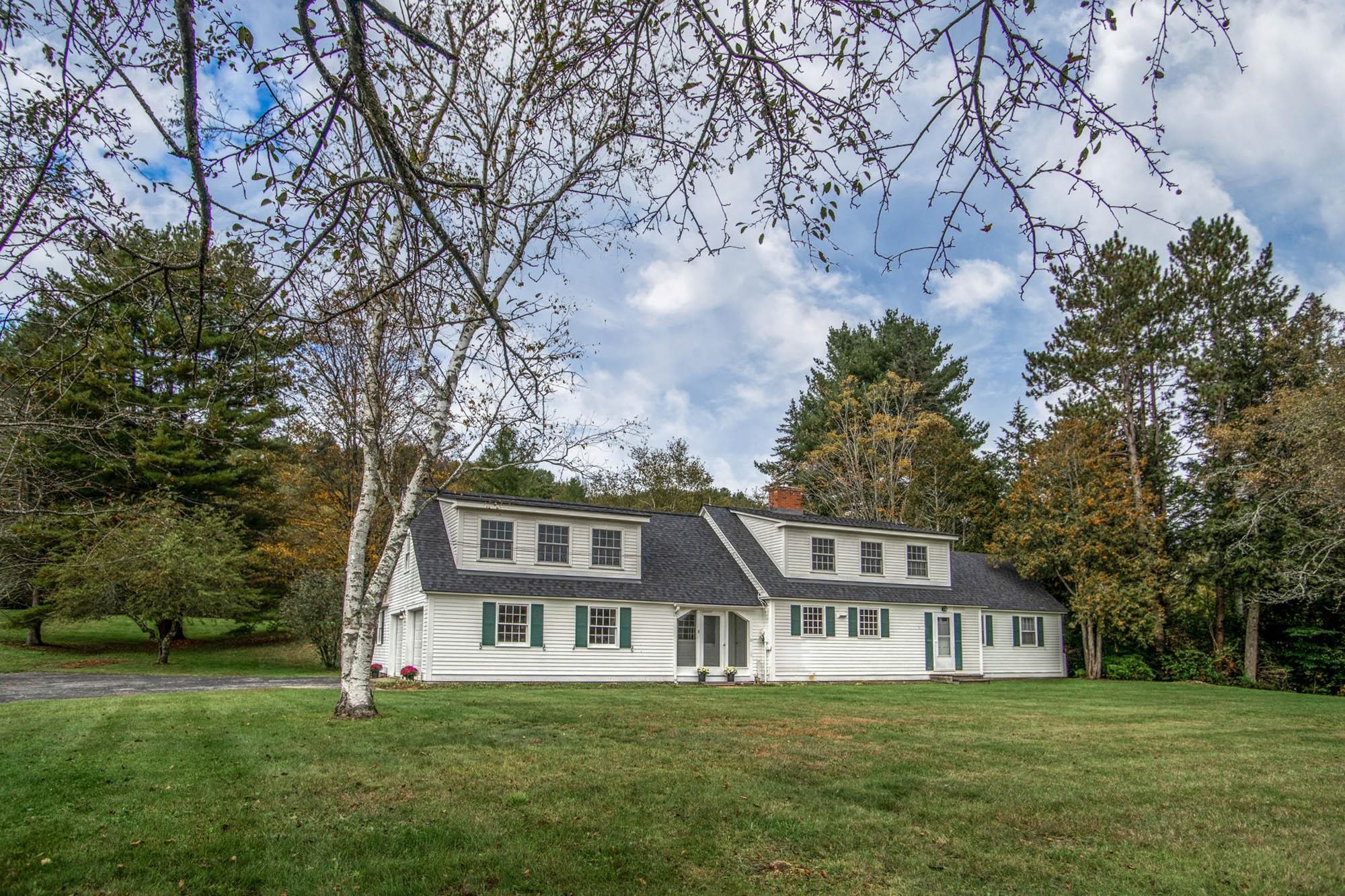 279 Westminster W Road Putney, VT 05346 - Photo 3 of 39