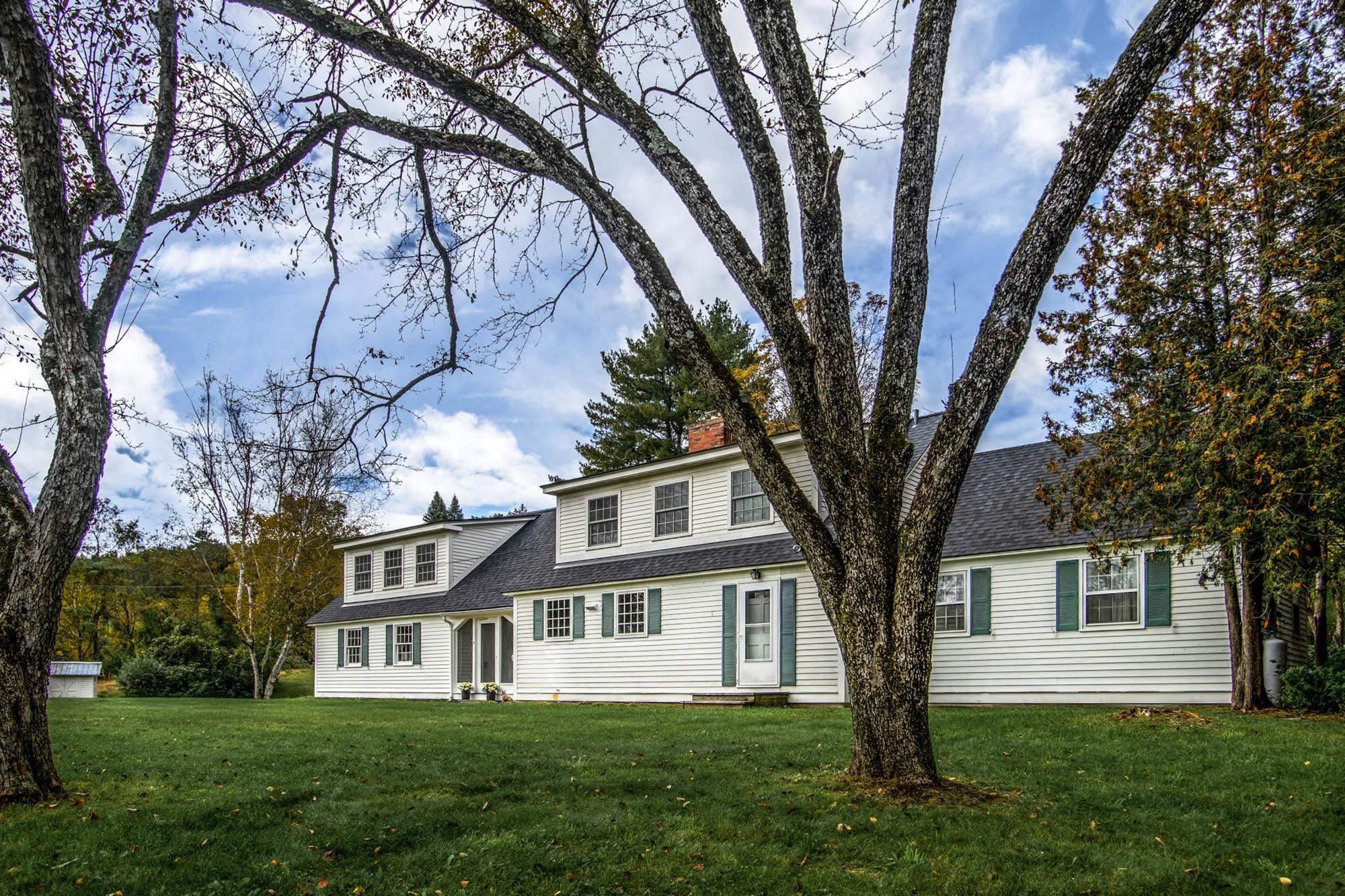 279 Westminster W Road Putney, VT 05346 - Photo 4 of 39