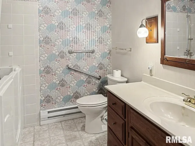 $289,900 | 508 East Forest Drive, Herrin, IL 62948