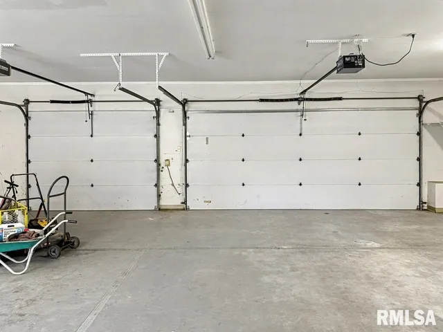 $289,900 | 508 East Forest Drive, Herrin, IL 62948