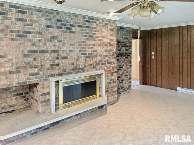 $289,900 | 508 East Forest Drive, Herrin, IL 62948