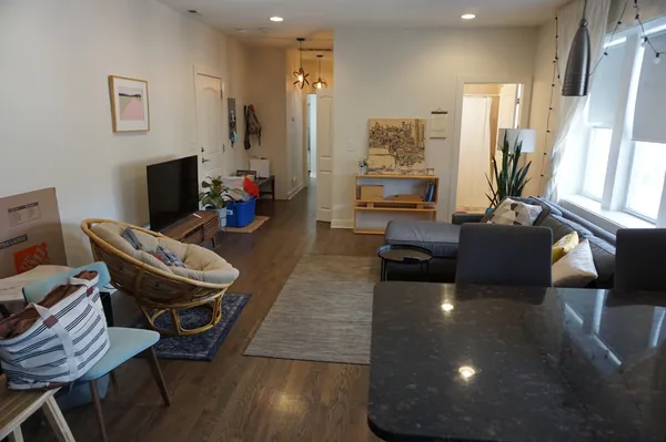 $2,500 | 1432 North Maplewood Avenue, Unit 404, Chicago, IL 60622