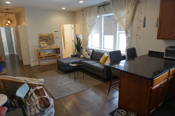 $2,500 | 1432 North Maplewood Avenue, Unit 404, Chicago, IL 60622