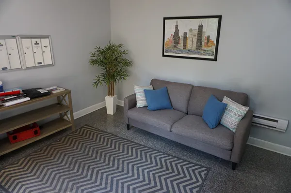 $2,500 | 1432 North Maplewood Avenue, Unit 404, Chicago, IL 60622