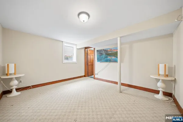 $3,200 | 26 Wostbrock Lane, Midland Park, NJ 07432