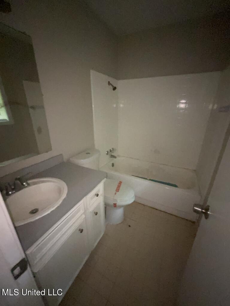 938 Autumn Street Jackson, MS 39212 - Photo 6 of 8 2025_06_24_13_57_32