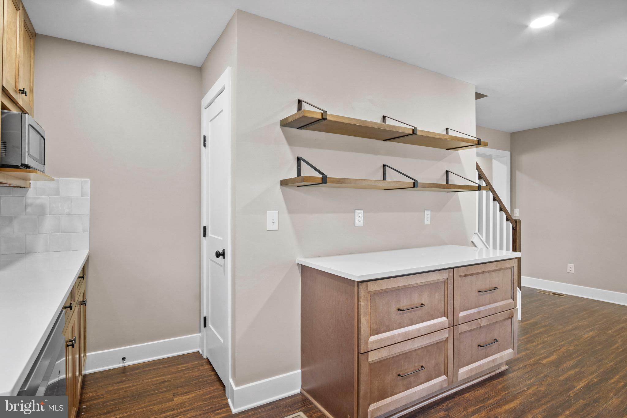 9729 Timmonstown Road Berlin, MD 21811 - Photo 9 of 69 Coffee/dry bar