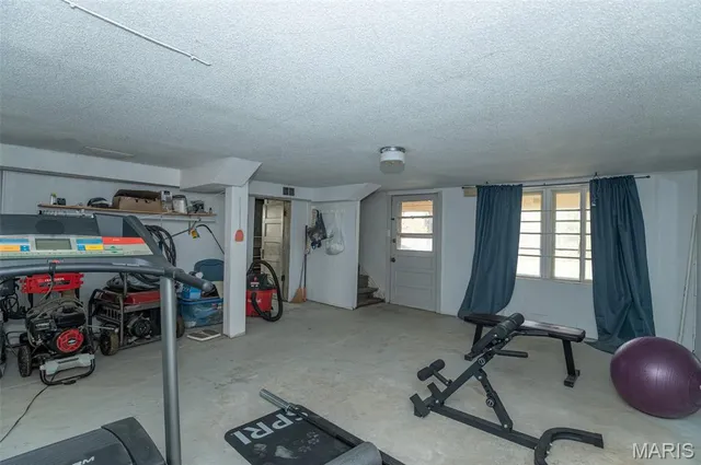 $285,000 | 11276 State Route, Belle, MO 65013