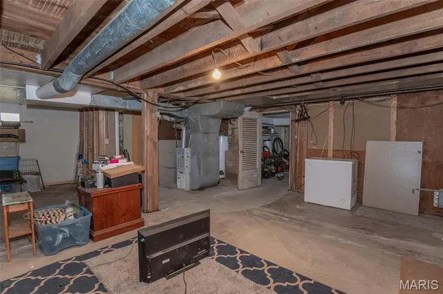 $285,000 | 11276 State Route, Belle, MO 65013