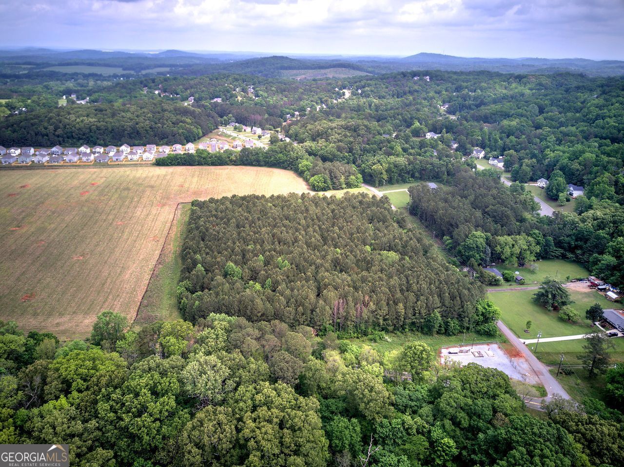 720 Euharlee Road Cartersville, GA 30120 - Photo 12 of 13 a view of a city with ocean view