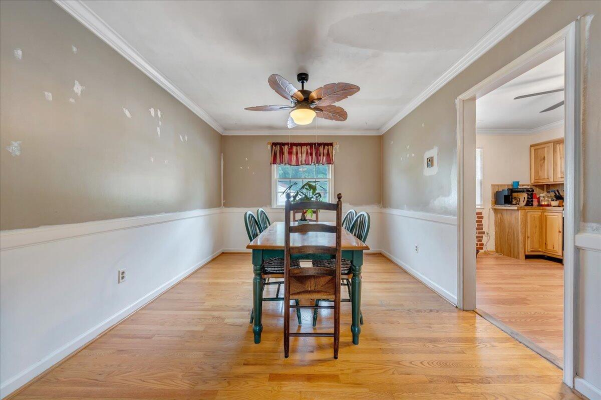 5925 Green Ridge Road Roanoke, VA 24019 - Photo 4 of 20 03-MIB04799