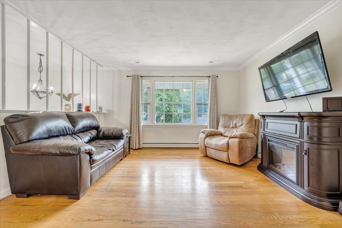 5925 Green Ridge Road Roanoke, VA 24019 - Photo 6 of 20 05-MIB04823