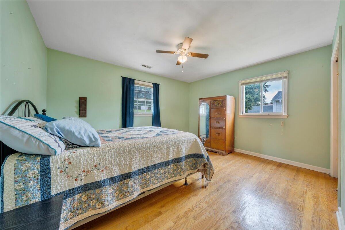 5925 Green Ridge Road Roanoke, VA 24019 - Photo 7 of 20 06-MIB04802
