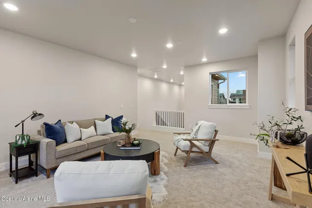 $715,000 | 627 Moscow Street, Sandpoint, ID 83864