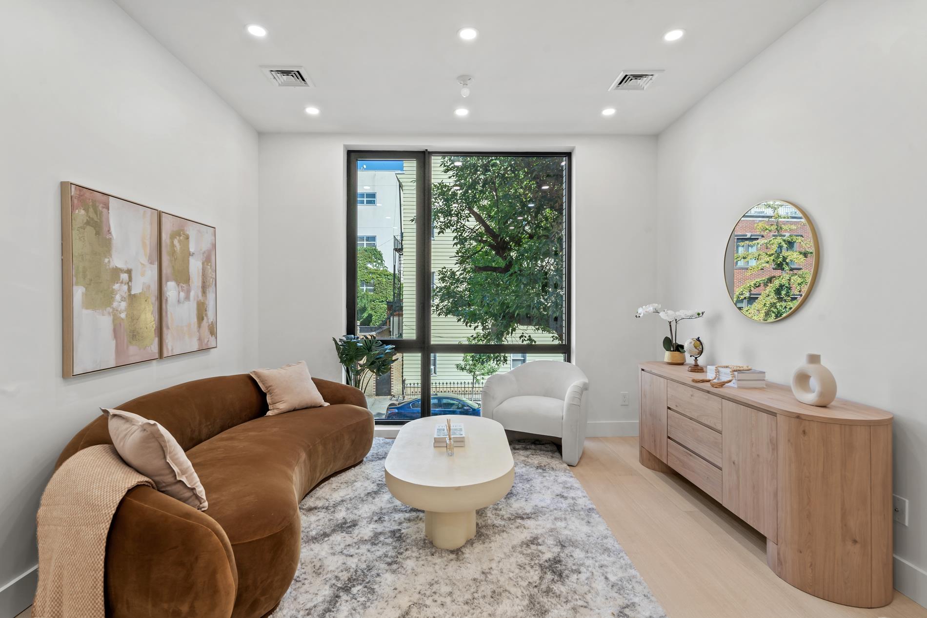 204 Withers Street, Unit 2F Brooklyn, NY 11211 - Photo 2 of 8