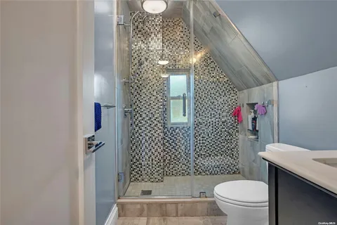 $1,249,000 | 242-16 Pine Street | Douglaston