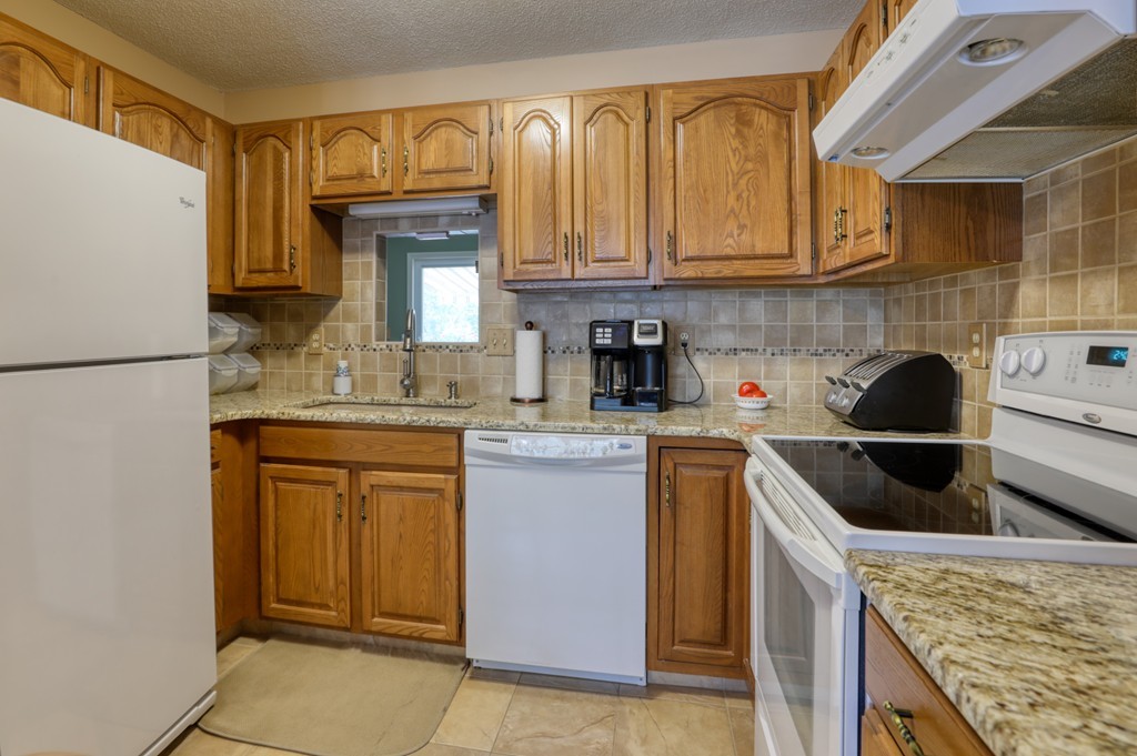 25 Tannery Road, Unit 8 Westfield, MA 01085 - Photo 3 of 17 Gallery Image 3