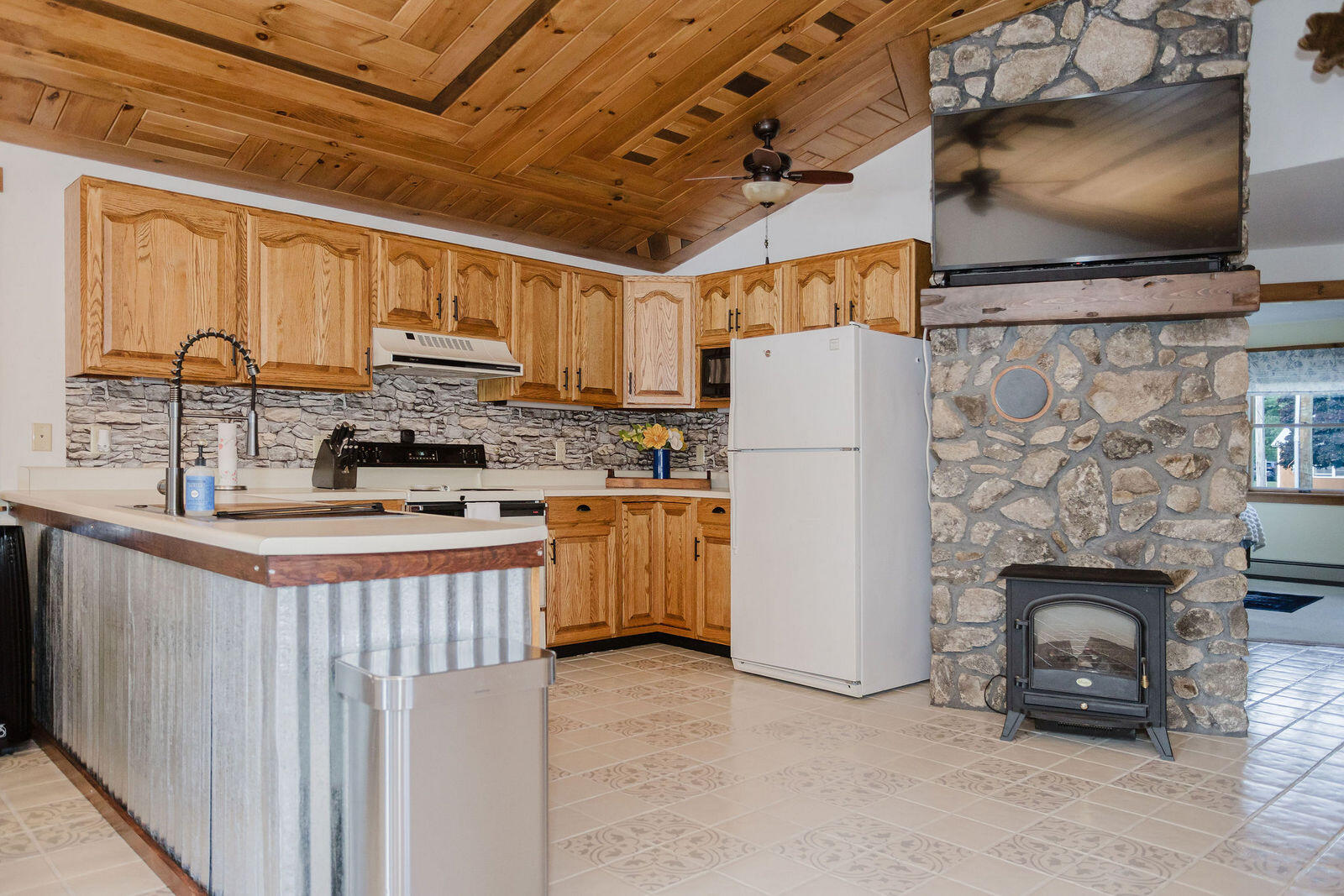 50 Keith Street Livermore, ME 04253 - Photo 13 of 57 taylor-kaminsky-photo-8
