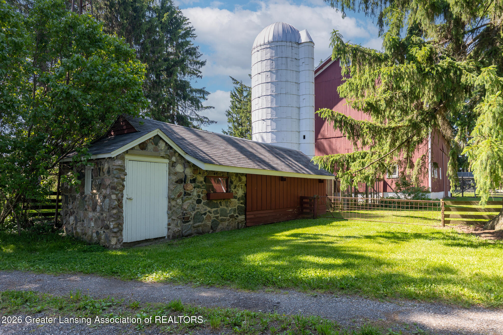 3181 Moyer Road Williamston, MI 48895 - Photo 7 of 27 Barn and Outbuildings