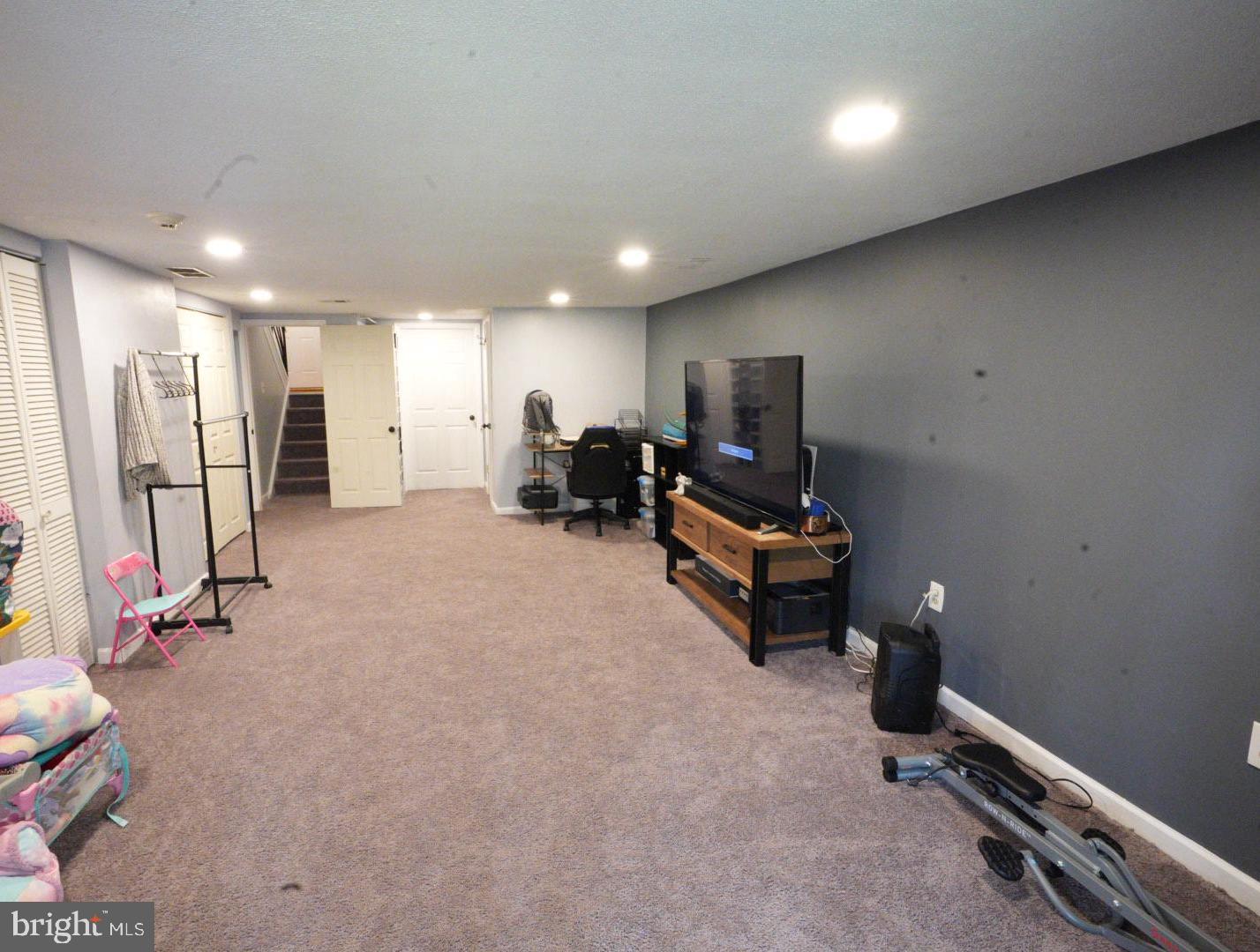 2834 Woodbridge Road Philadelphia, PA 19114 - Photo 12 of 22 Gallery Image 12