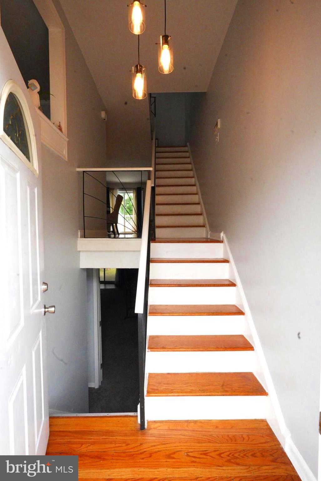 2834 Woodbridge Road Philadelphia, PA 19114 - Photo 2 of 22 Gallery Image 2
