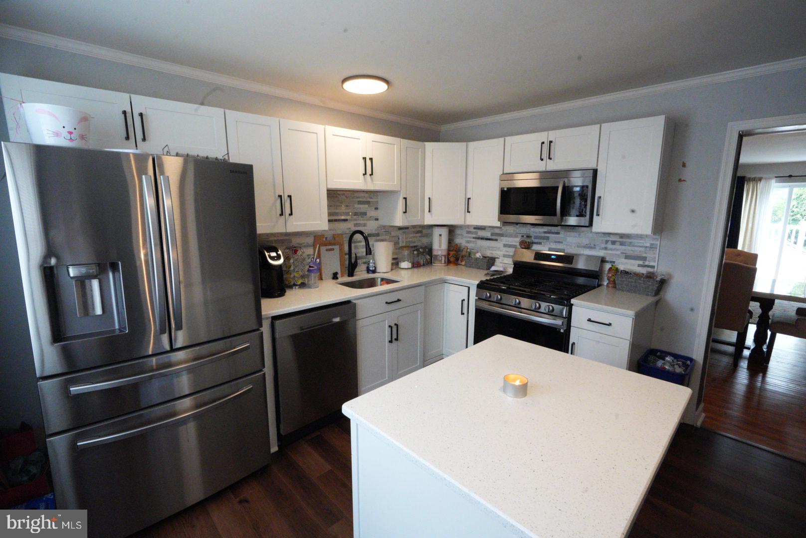 2834 Woodbridge Road Philadelphia, PA 19114 - Photo 7 of 22 Gallery Image 7