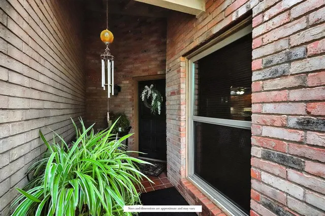 $325,000 | 58 Fairway Oaks Boulevard, Abilene, TX 79606