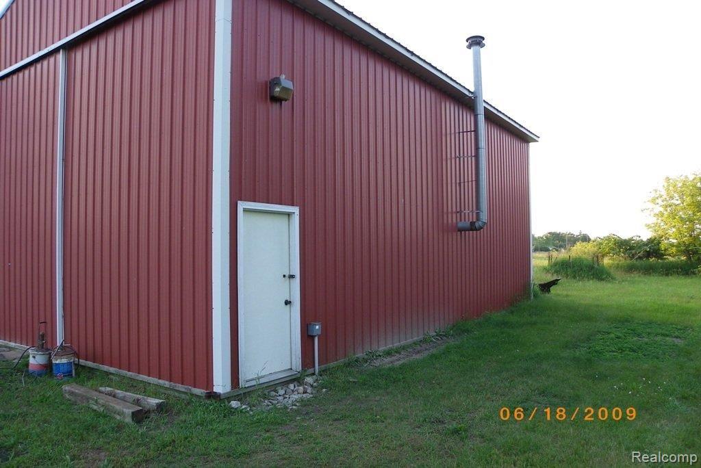 171 East Wardlow Road Highland, MI 48356 - Photo 6 of 20 IMGP0561