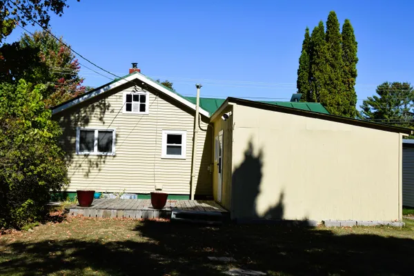 $119,900 | 86 Canada Road, Moscow, ME 04920