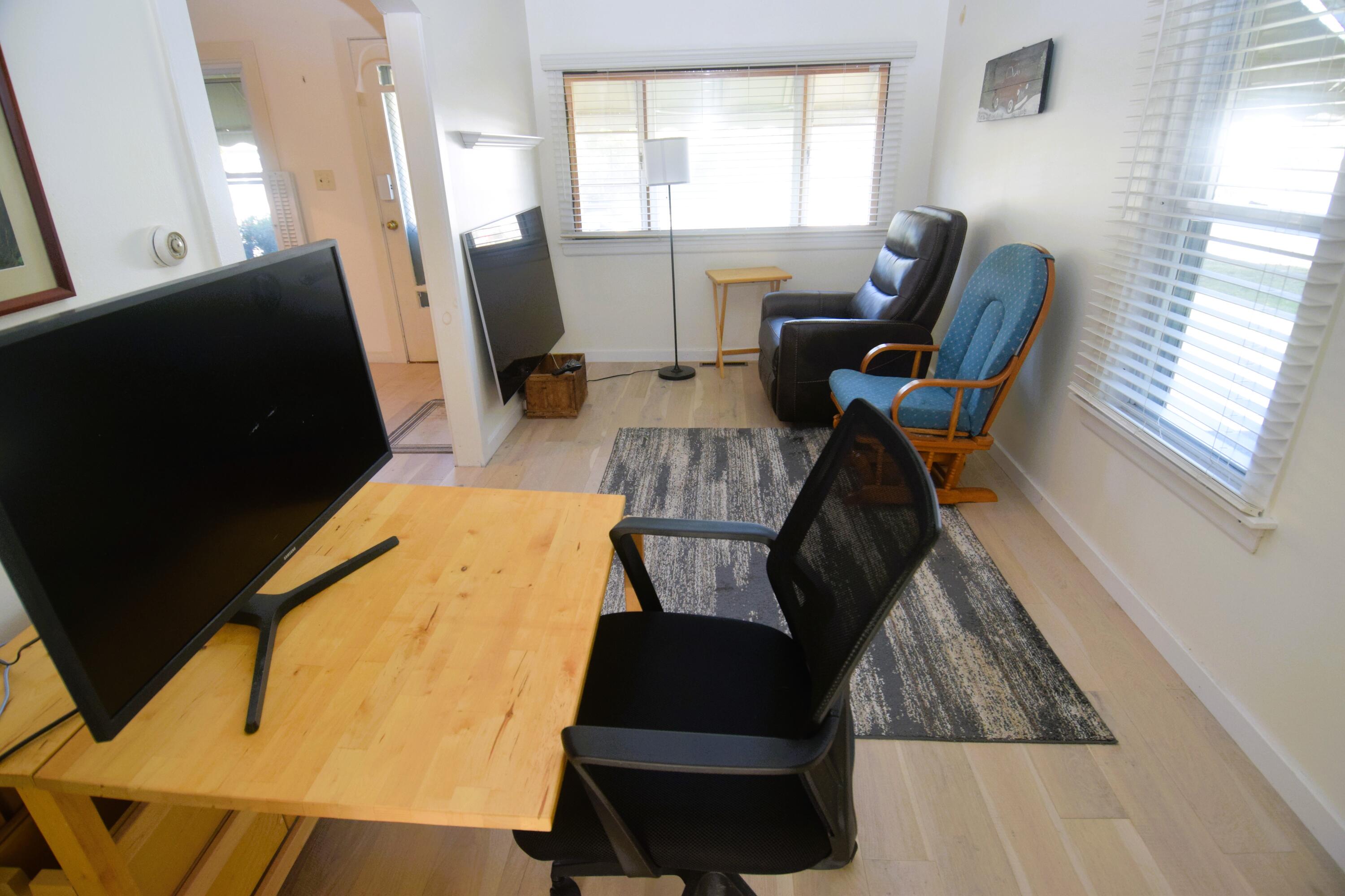 86 Canada Road Moscow, ME 04920 - Photo 8 of 27 Living Room