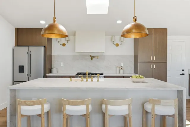 $1,199,999 | 2866 Larkin Place, San Diego, CA 92123