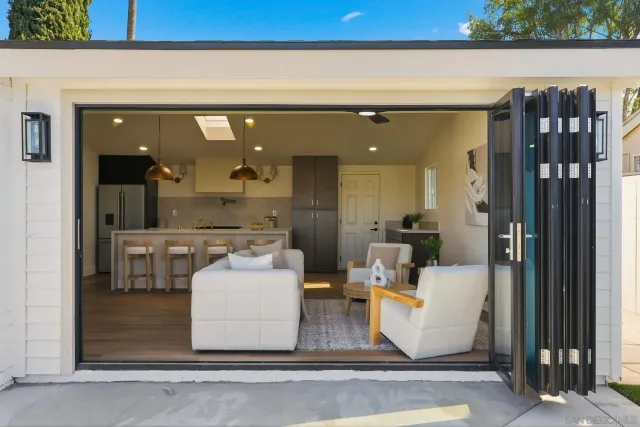 $1,199,999 | 2866 Larkin Place, San Diego, CA 92123