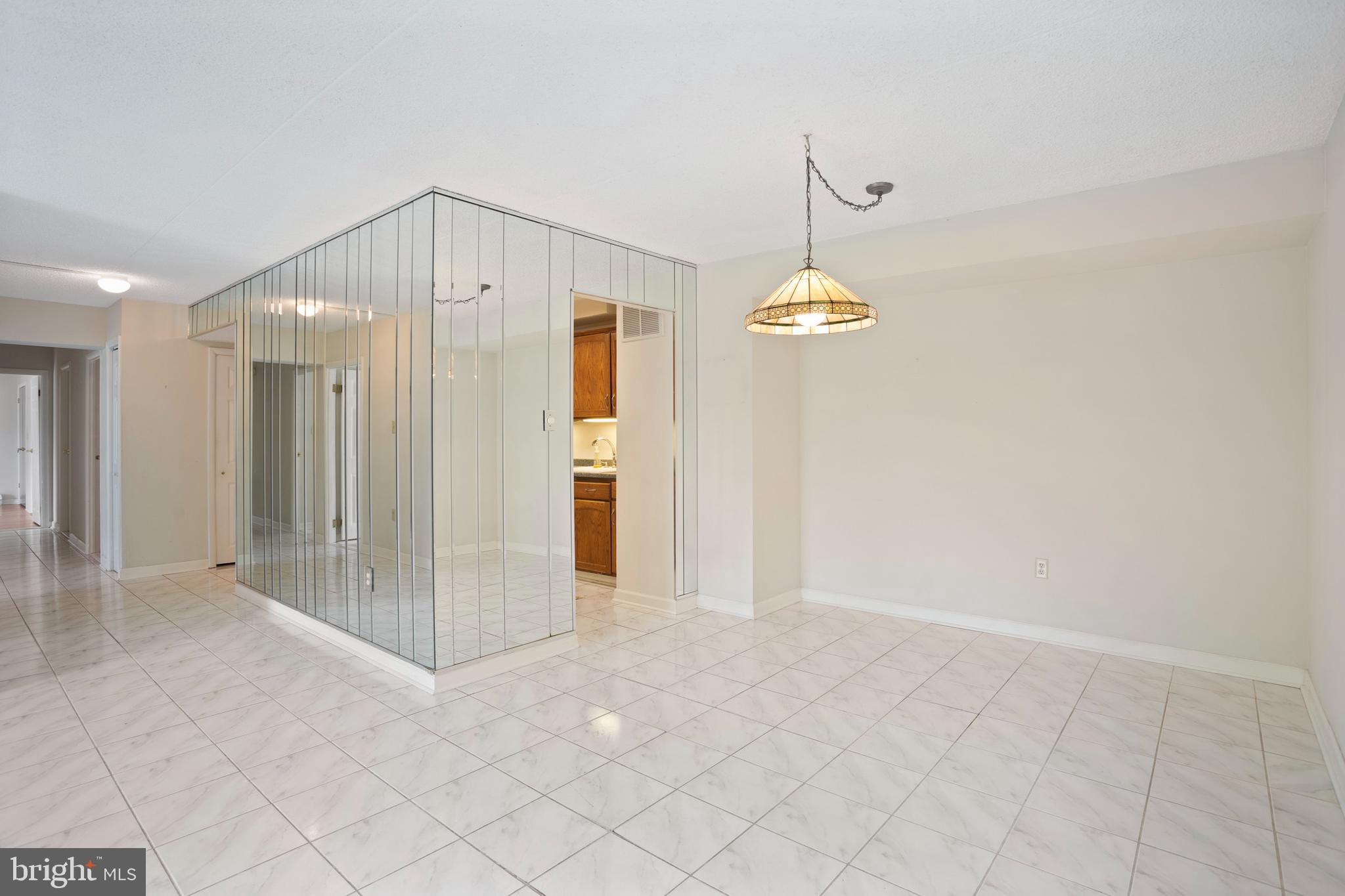 800 Avondale Road, Unit 4L Wallingford, PA 19086 - Photo 9 of 20 Dining Room and Foyer