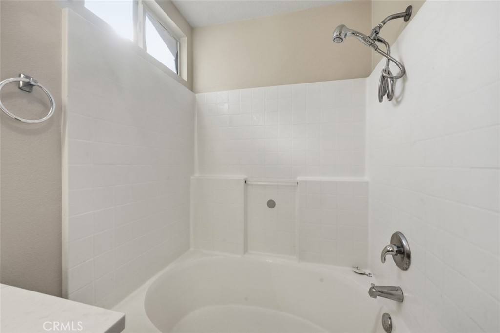 250 Settlers Road Upland, CA 91786 - Photo 21 of 36