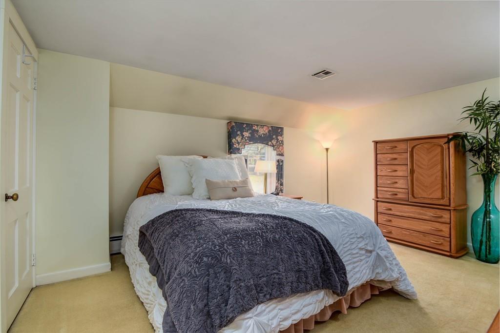 87 Hunnewell Street Needham, MA 02494 - Photo 26 of 41 Gallery Image 26