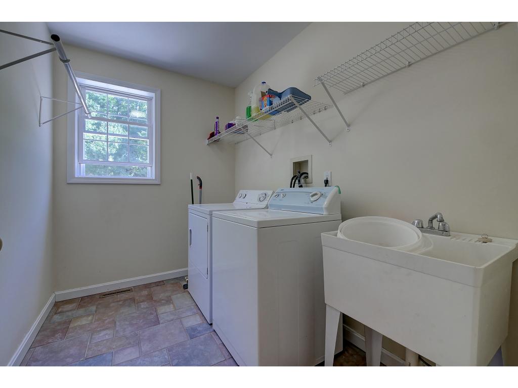 4 Washington Road Windham, NH 03087 - Photo 11 of 29