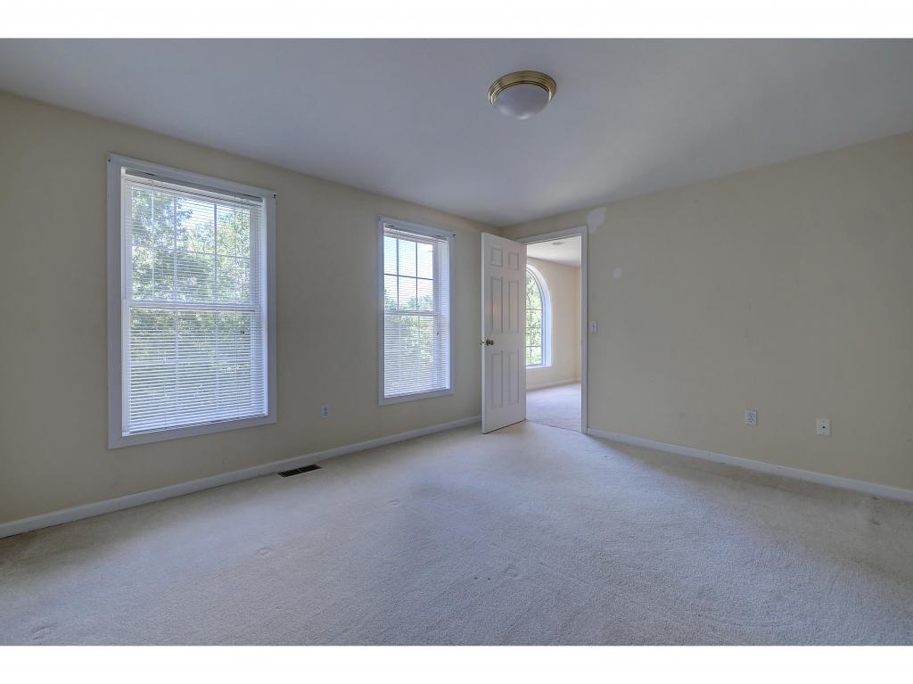 4 Washington Road Windham, NH 03087 - Photo 18 of 29