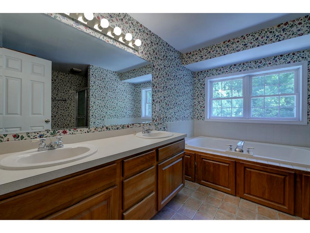 4 Washington Road Windham, NH 03087 - Photo 20 of 29