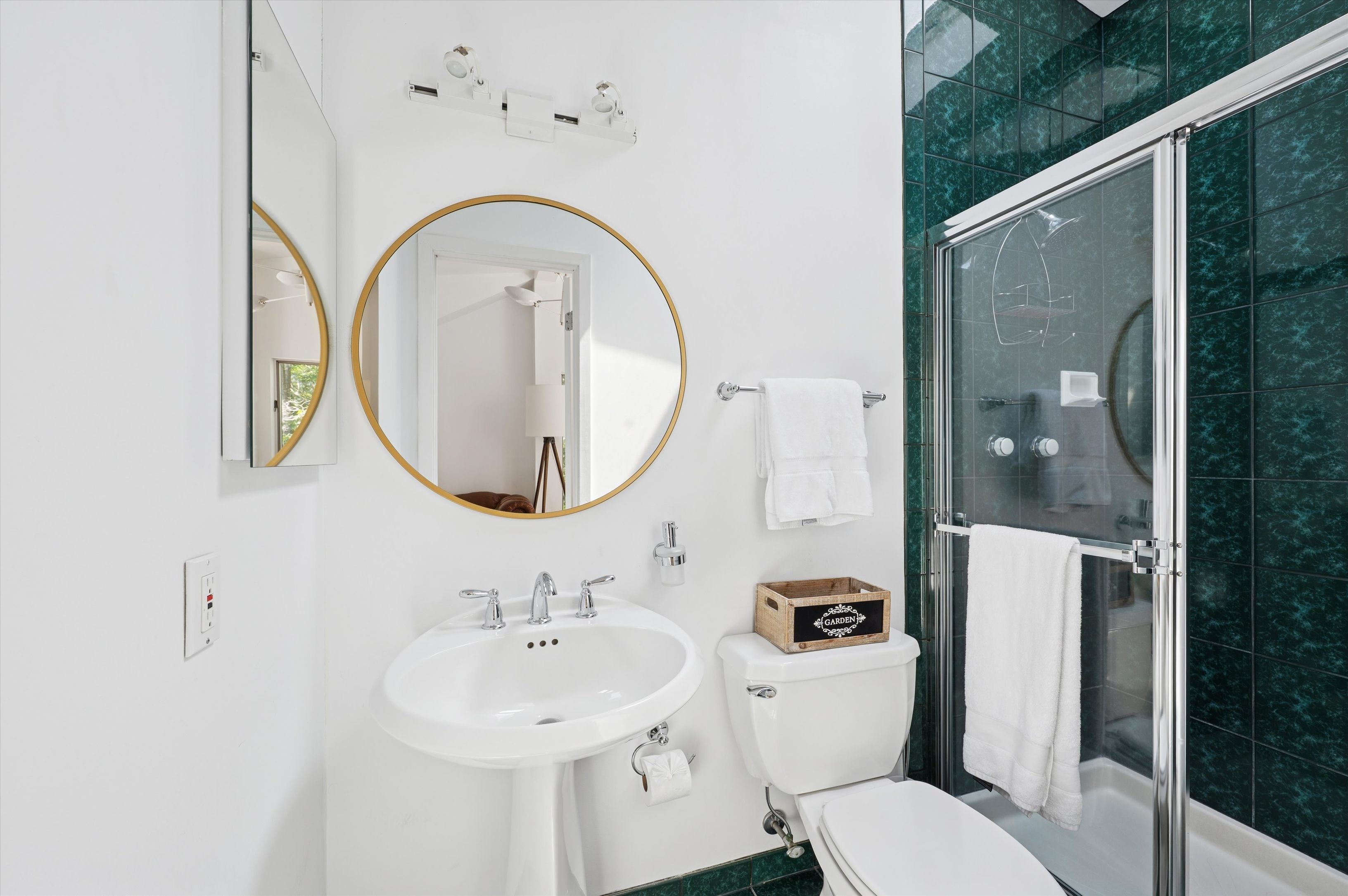 14 Livery Lane East Hampton, NY 11937 - Photo 21 of 32