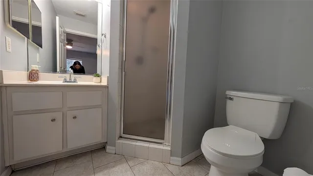 an empty room with closet