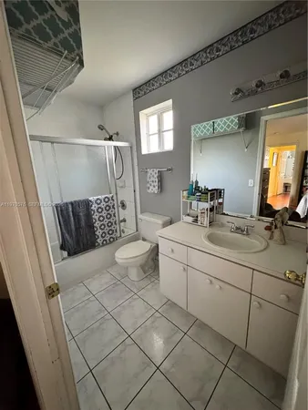 $2,500 | 12035 Southwest 14th Street, Unit 108, Miami, FL 33184