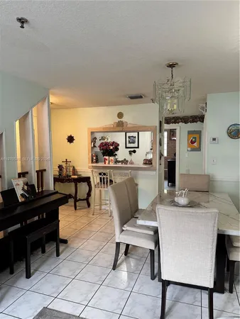 $2,500 | 12035 Southwest 14th Street, Unit 108, Miami, FL 33184
