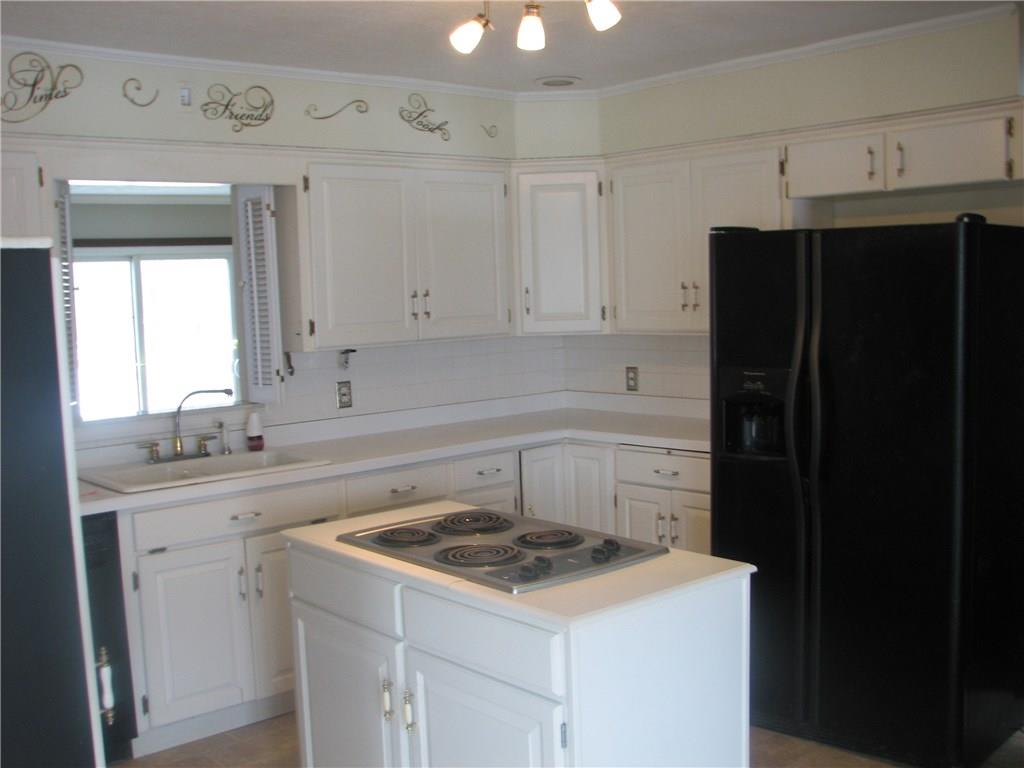 372 Mercer Road Greenville, PA 16125 - Photo 3 of 15