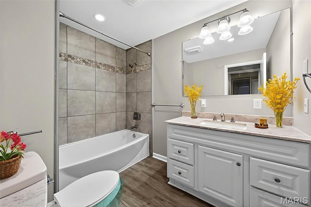 2903 Airport Road Godfrey, IL 62035 - Photo 23 of 33