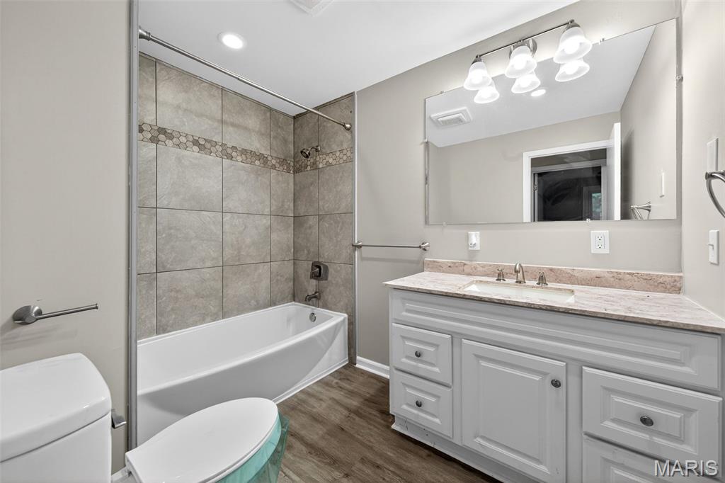 2903 Airport Road Godfrey, IL 62035 - Photo 24 of 33